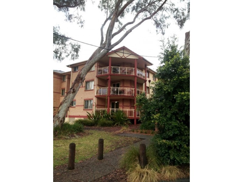 24/1 Morley St, Sutherland NSW 2232