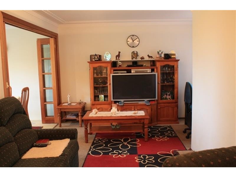 13 Jane Pl, Heathcote NSW 2233