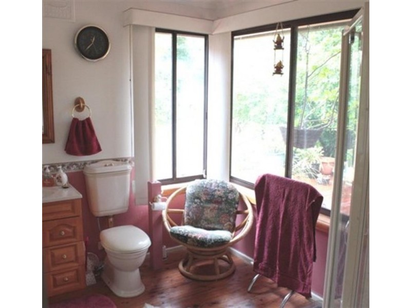 13 Jane Pl, Heathcote NSW 2233