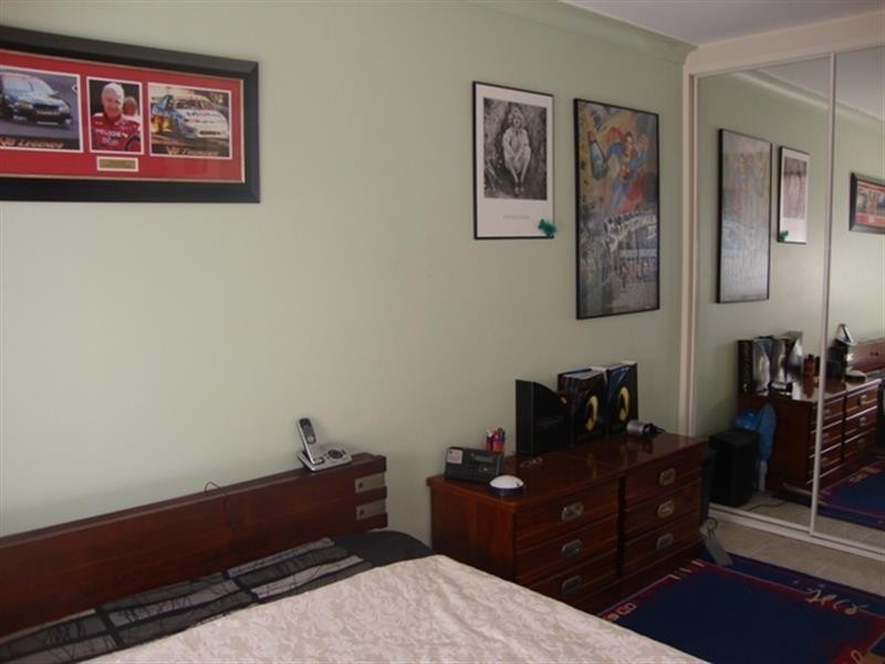 13 Jane Pl, Heathcote NSW 2233