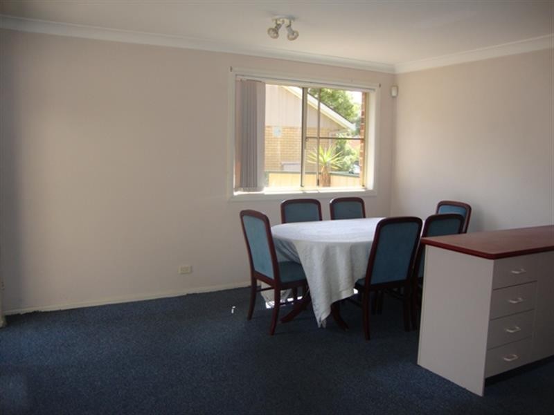 2/15 Foch Ave, Gymea NSW 2227