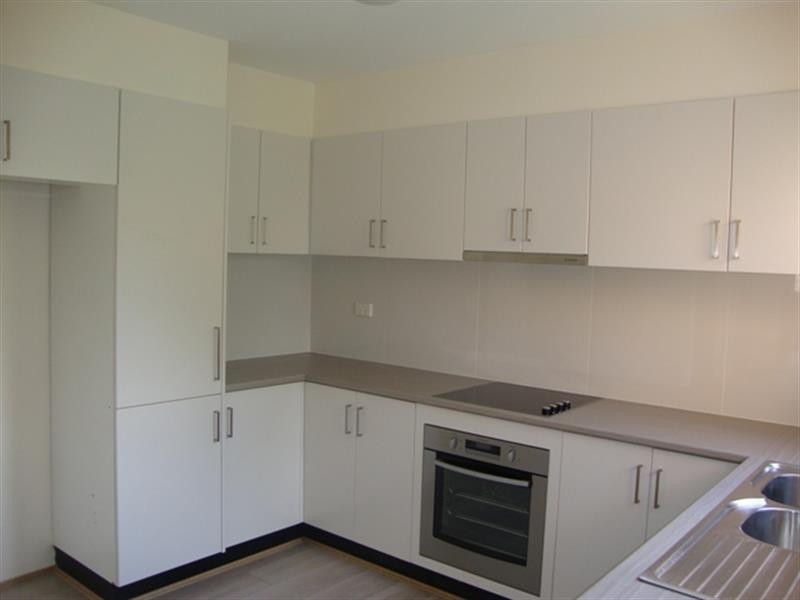 18/3-7 Park St, Sutherland NSW 2232