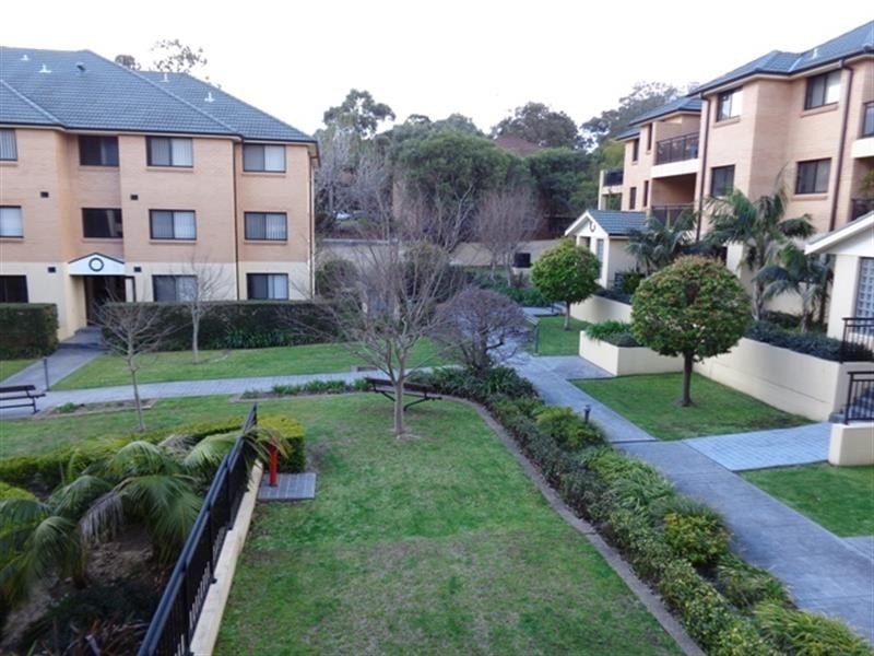 27/104-112 Glencoe St, Sutherland NSW 2232