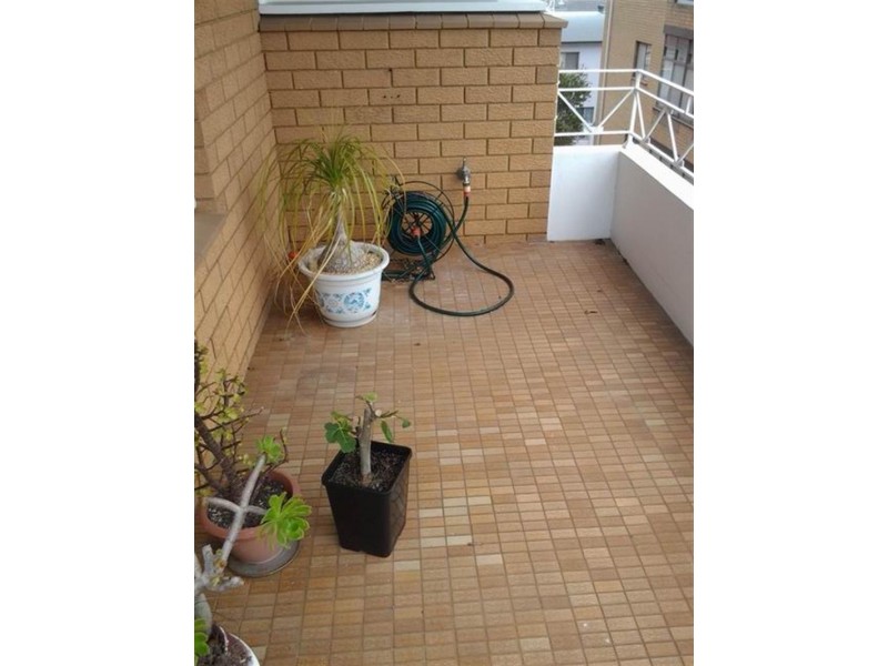 9/125 Clareville Ave, Dolls Point NSW 2219