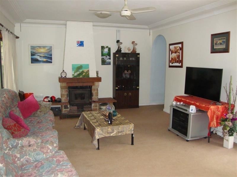 5 Minerva Pl, Kirrawee NSW 2232