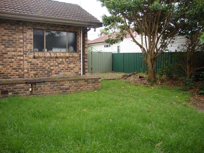 5 Minerva Pl, Kirrawee NSW 2232