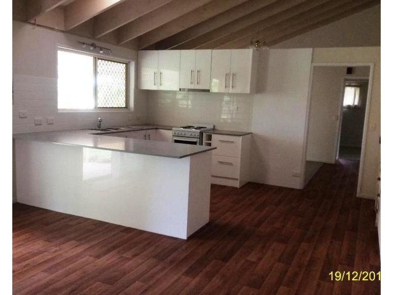 16 Sunningdale Avenue, Rochedale South QLD 4123