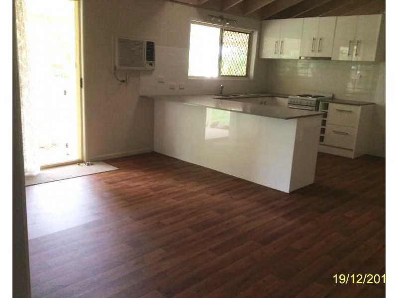 16 Sunningdale Avenue, Rochedale South QLD 4123