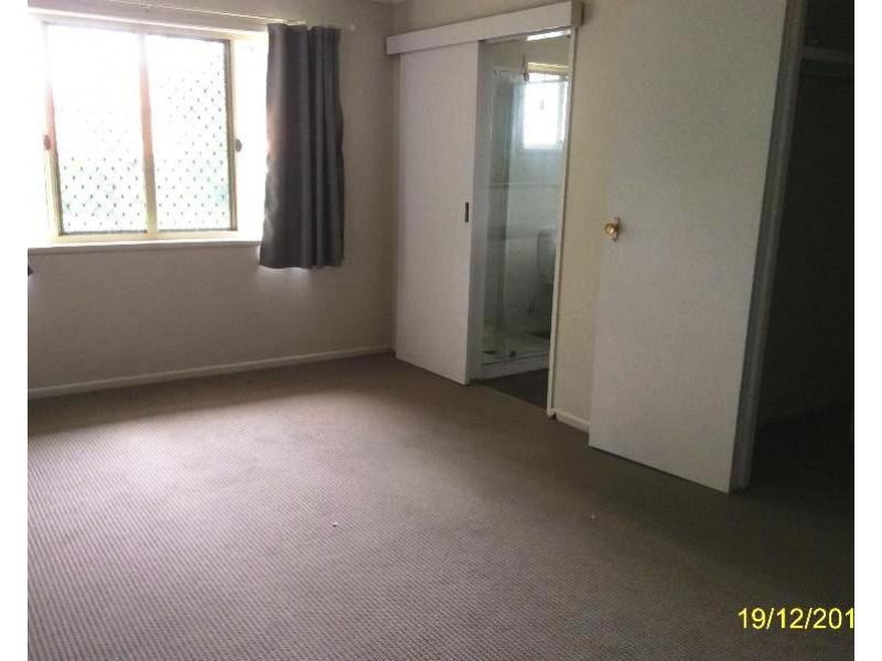 16 Sunningdale Avenue, Rochedale South QLD 4123