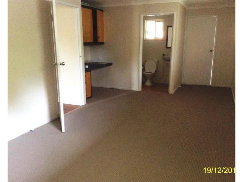 16 Sunningdale Avenue, Rochedale South QLD 4123