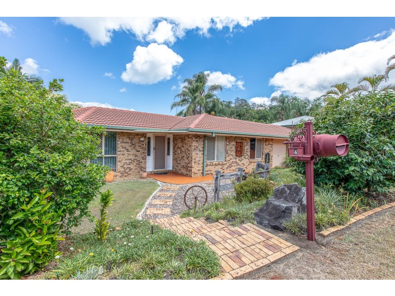 4 MERIDIAN COURT, Tanah Merah QLD 4128