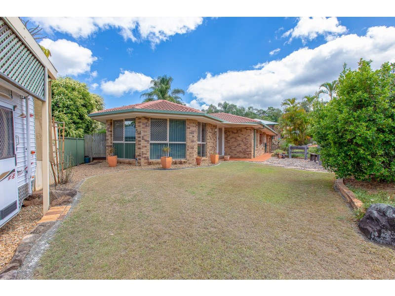 4 MERIDIAN COURT, Tanah Merah QLD 4128