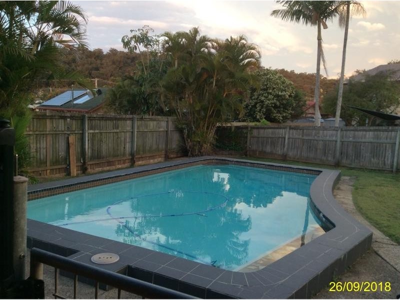 4 Oxley Court, Springwood QLD 4127