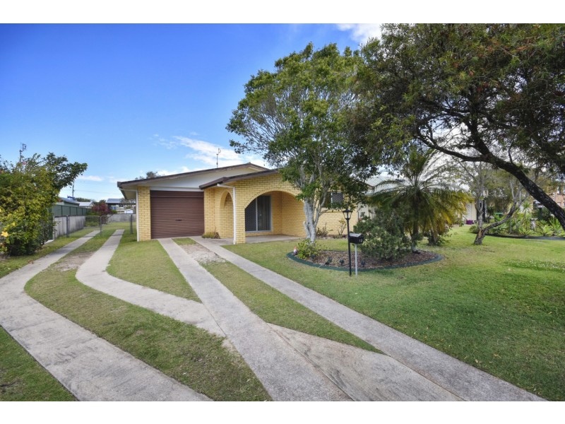 12 MICHAEL STREET, Golden Beach QLD 4551