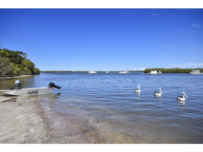 12 MICHAEL STREET, Golden Beach QLD 4551