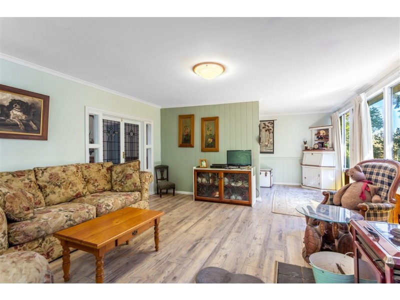 160 DRAYTON WELLCAMP ROAD, Glenvale QLD 4350