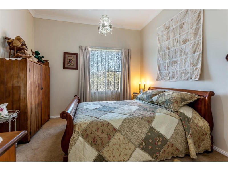 160 DRAYTON WELLCAMP ROAD, Glenvale QLD 4350