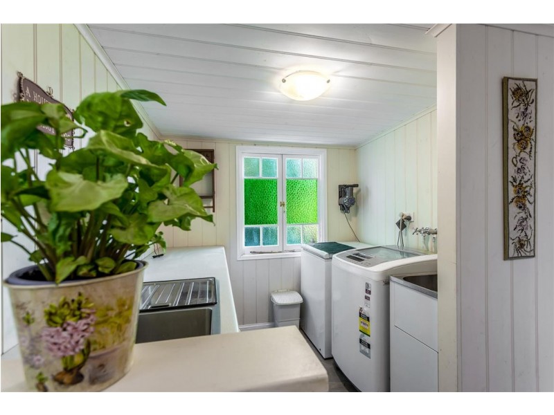 160 DRAYTON WELLCAMP ROAD, Glenvale QLD 4350