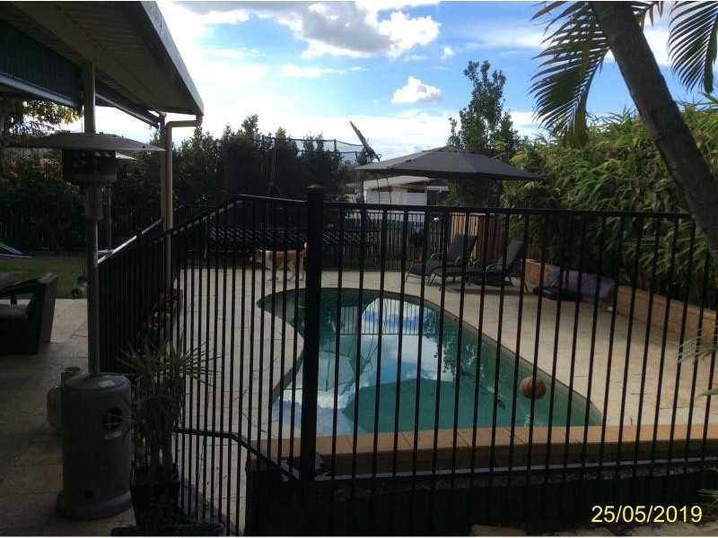 1007 CREEK ROAD, Carindale QLD 4152