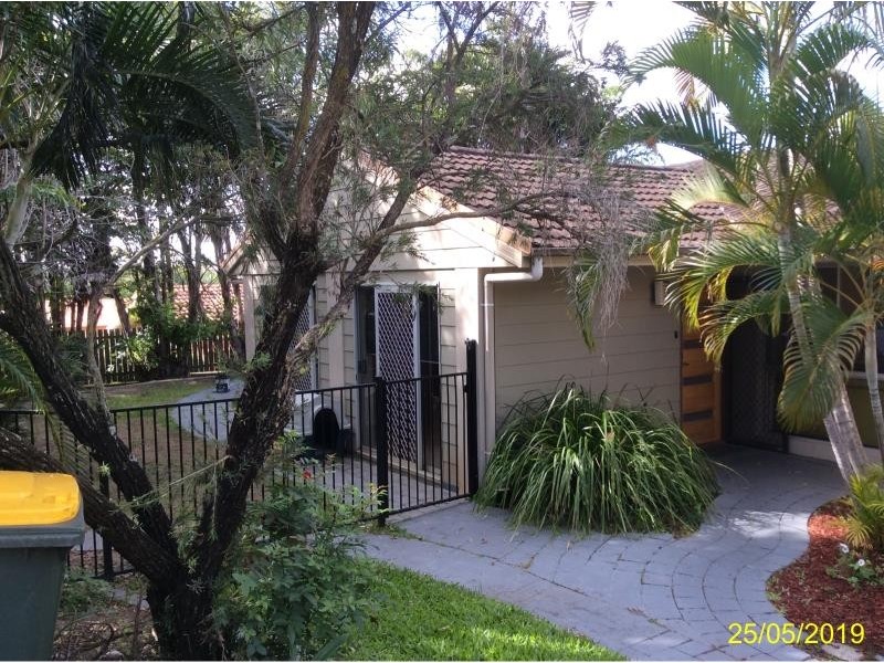 1007 CREEK ROAD, Carindale QLD 4152