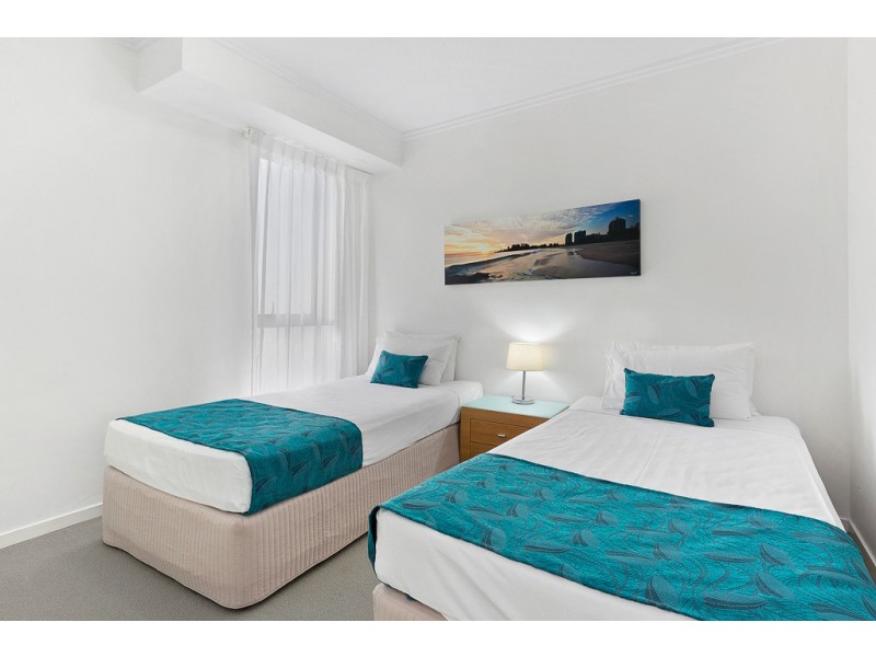 402/110 Marine Parade, Coolangatta QLD 4225