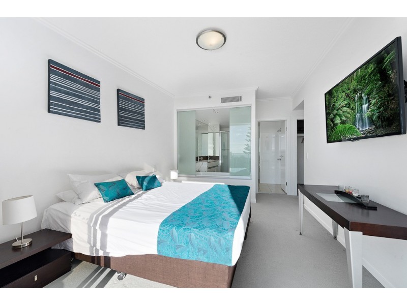 204/110 Marine Parade, Coolangatta QLD 4225