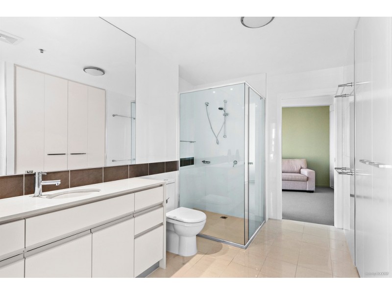 1607/110 Marine Parade, Coolangatta QLD 4225