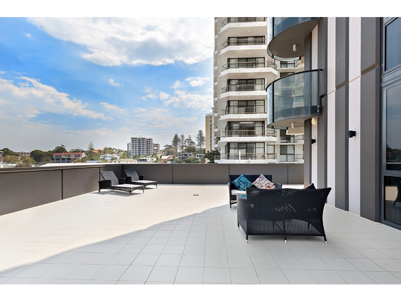 302/60 Marine Parade, Coolangatta QLD 4225