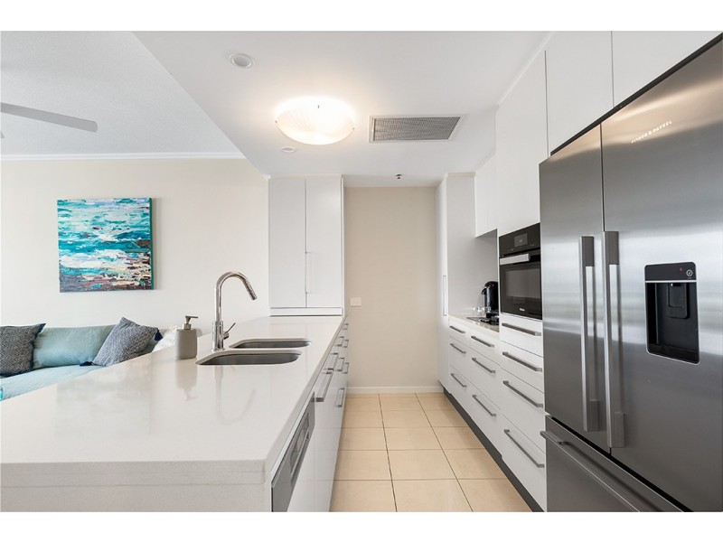 303/120 Marine Parade, Coolangatta QLD 4225