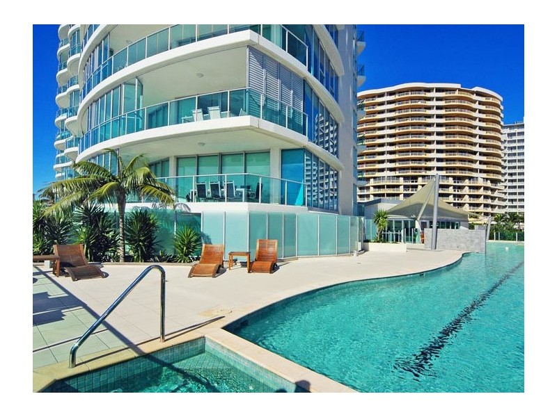 303/120 Marine Parade, Coolangatta QLD 4225