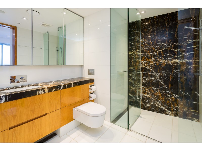 1505/110 Marine Parade, Coolangatta QLD 4225