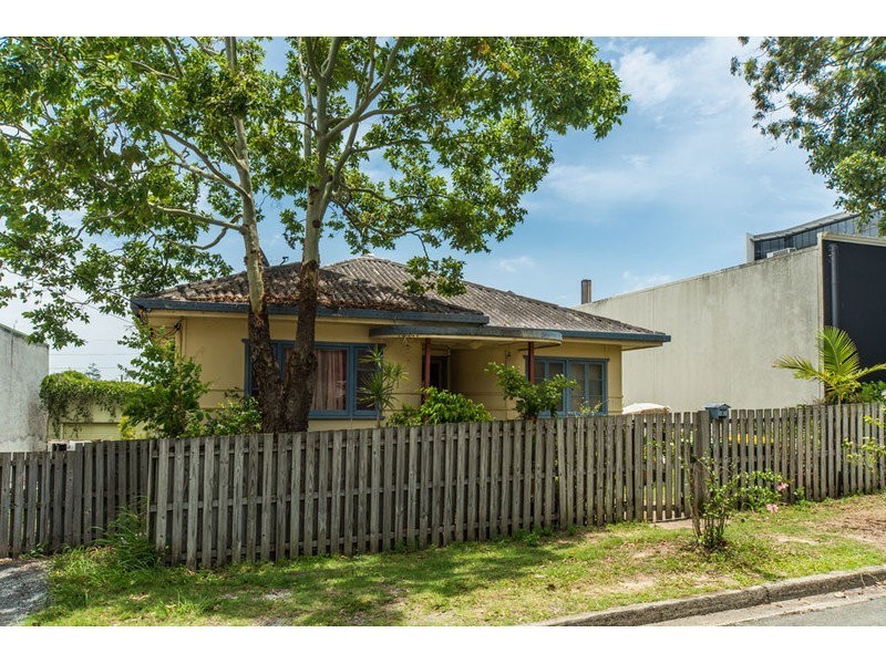 4-6 Oban Lane, Southport QLD 4215