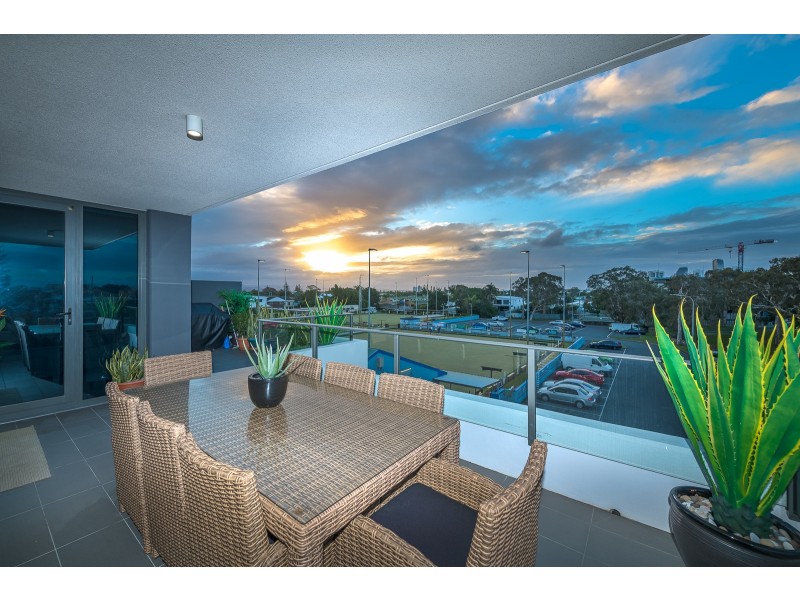 304/9-15 Markeri Street, Mermaid Beach QLD 4218