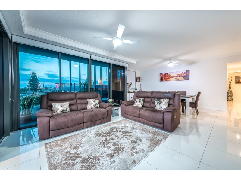 304/9-15 Markeri Street, Mermaid Beach QLD 4218