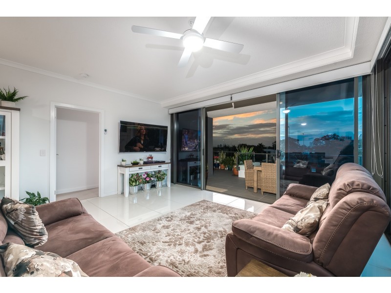 304/9-15 Markeri Street, Mermaid Beach QLD 4218