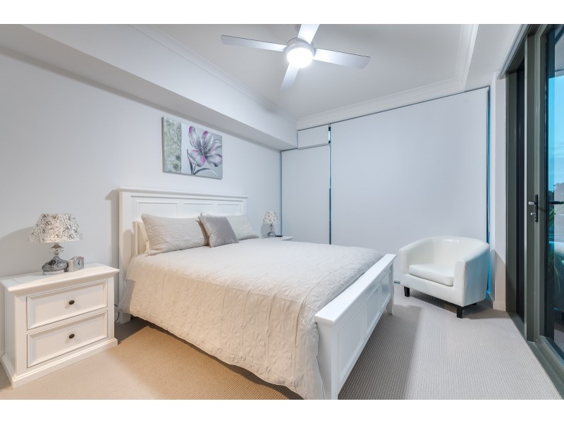 304/9-15 Markeri Street, Mermaid Beach QLD 4218