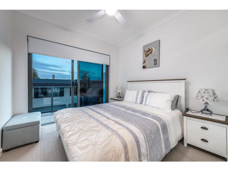 304/9-15 Markeri Street, Mermaid Beach QLD 4218