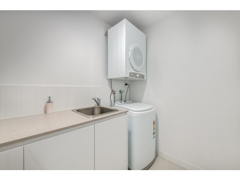 304/9-15 Markeri Street, Mermaid Beach QLD 4218