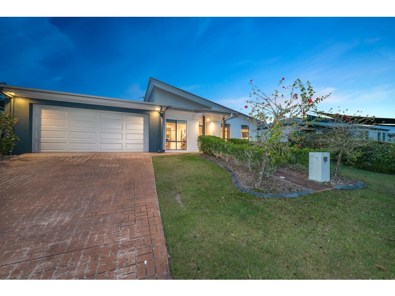 41 Cobb and Co Drive, Oxenford QLD 4210