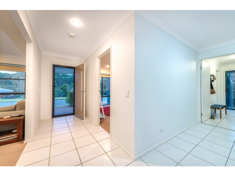 41 Cobb and Co Drive, Oxenford QLD 4210