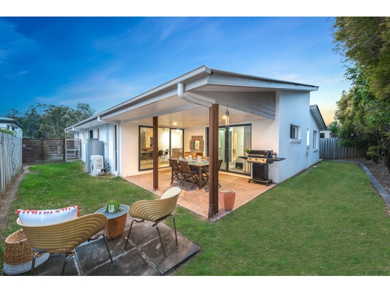 41 Cobb and Co Drive, Oxenford QLD 4210