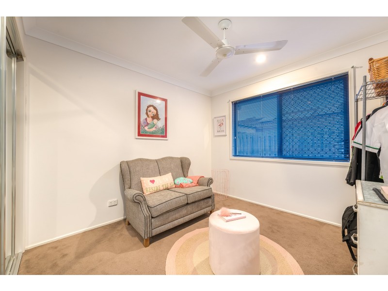 41 Cobb and Co Drive, Oxenford QLD 4210