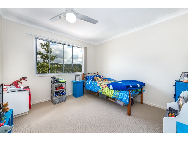 Pacific Pines QLD 4211