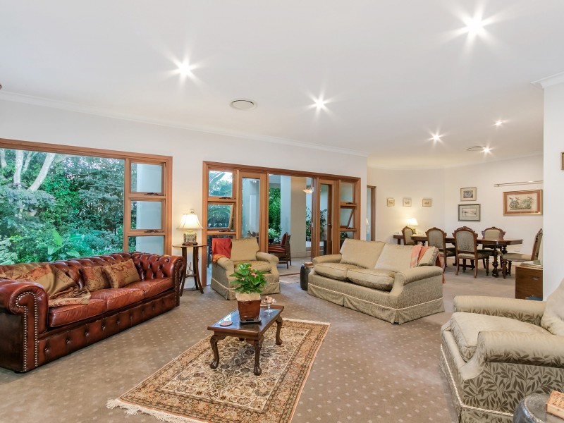 1608 Richmond Court, Hope Island QLD 4212