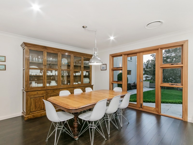 1608 Richmond Court, Hope Island QLD 4212