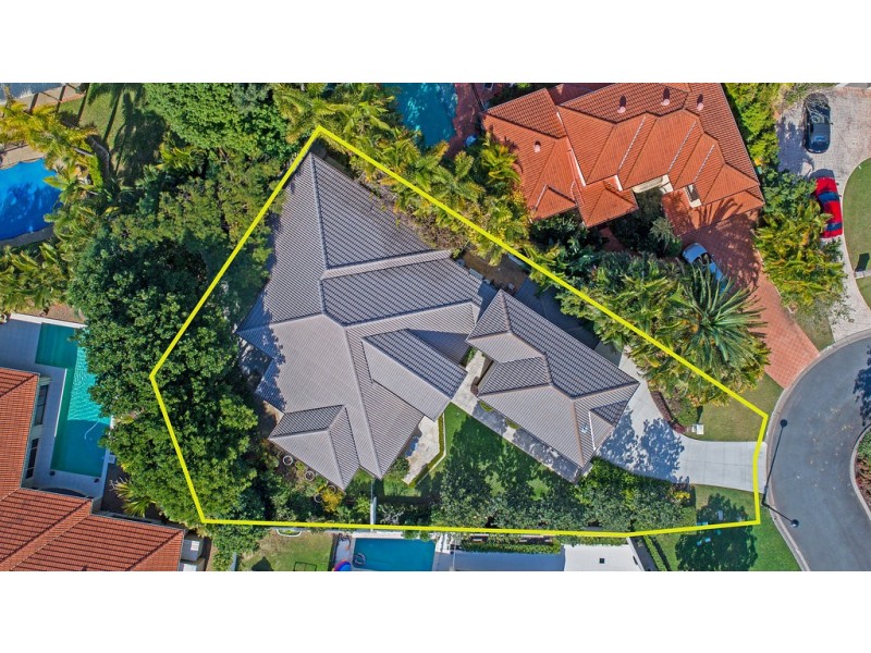 1608 Richmond Court, Hope Island QLD 4212