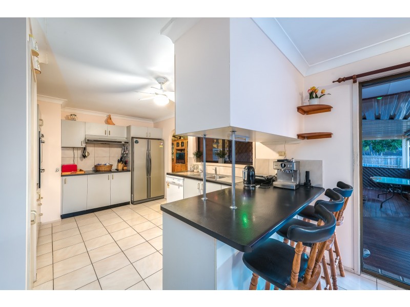23 Kincaid Drive, Highland Park QLD 4211