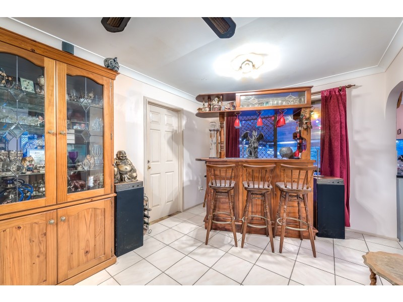 23 Kincaid Drive, Highland Park QLD 4211
