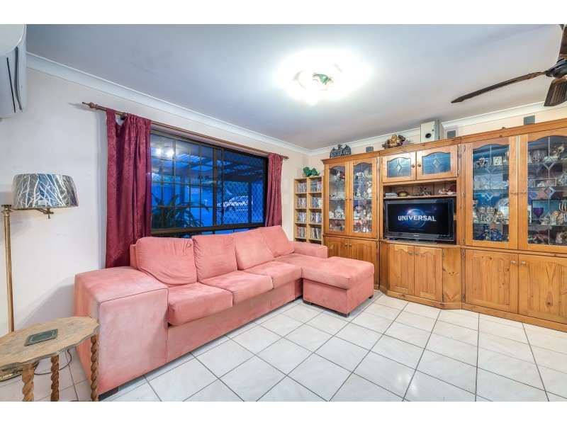 23 Kincaid Drive, Highland Park QLD 4211
