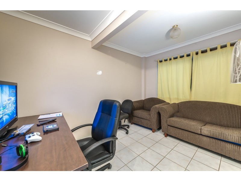 23 Kincaid Drive, Highland Park QLD 4211